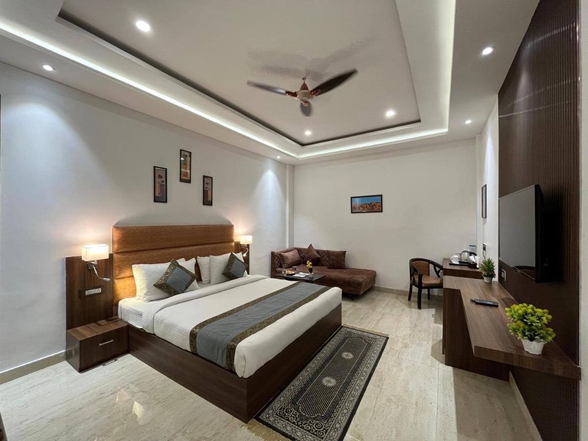 Hotel Kalawati Palace Benares Buitenkant foto