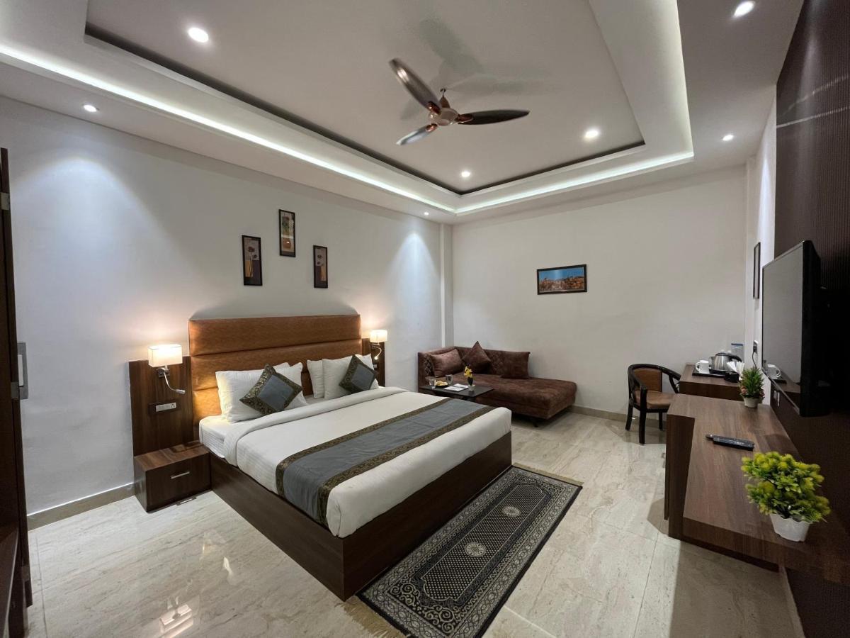 Hotel Kalawati Palace Benares Buitenkant foto