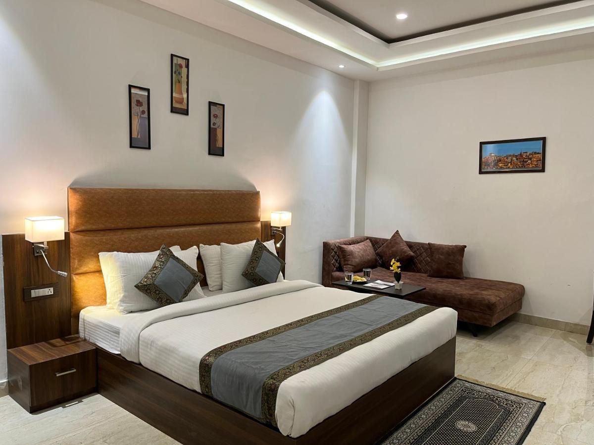 Hotel Kalawati Palace Benares Buitenkant foto