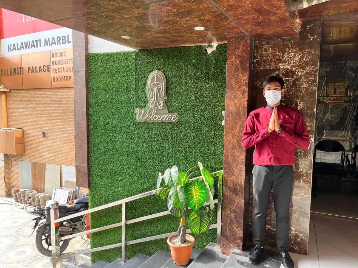 Hotel Kalawati Palace Benares Buitenkant foto